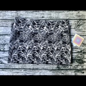 Lularoe Cassie Pencil Skirt NWT Sz Large